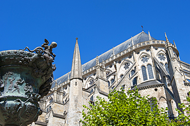 Archibishopric's garden,Cathedral Saint Stephen,Bourges,Cher department,Berry province,region of Centre,France,Europe