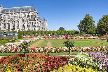 Archibishopric's garden,Cathedral Saint Stephen,Bourges,Cher department,Berry province,region of Centre,France,Europe