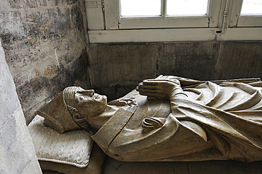 Recumbent effigy of Geoffroy Fae (XIVe) inside of the church Benedictine Abbey of Our Lady of Bec, Bec-Hellouin, labelled Les Plus Beaux Villages de France, Eure department, Normandie region, France, Europe