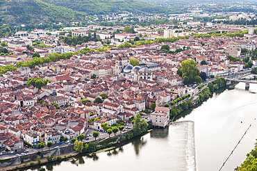 City of Cahors viewed from the viewpoint at Mont Saint Cyr, Lot department, region of Midi-Pyrenees, Occitanie, southwest of France, Europe