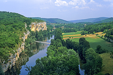 Lot River valley, Saint-Cirq-Lapopie,Lot department,Midi-Pyrenees region, Occitanie, France, Europe