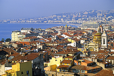 View of Vieux-Nice (Old Town) with the Baie des Anges (Angel's Bay) in the background, Nice, Alpes-Maritimes department, Provence-Alpes-Cote d'Azur region, France, Europe