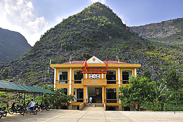 Mountain village near Sa Phin, Dong Van plateau, Ha Giang province, Northern Vietnam, Southeast Asia