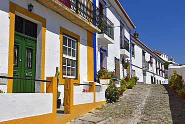 Alley at Mertola, Alentejo region, Portugal, southwertern Europe