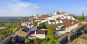 Perched village Monsaraz, Municipality of Reguengos de Monsaraz, Alentejo region, Portugal, southwertern Europe