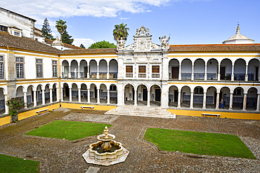Former Colegio do Espirito Santo courtyard, University of Evora, Alentejo region, Portugal, southwertern Europe
