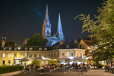 Illuminated Cathedral seen from Place Chatelet, UNESCO World Heritage Site, Chartres, Eure-et-Loir department, Centre-Val-de-Loire region, France, Europe