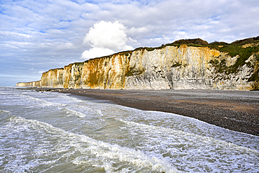 Cliffs at Veules-les-Roses, Vaucottes hanging valley, Seine-Maritime department, Normandy region, France, Europe