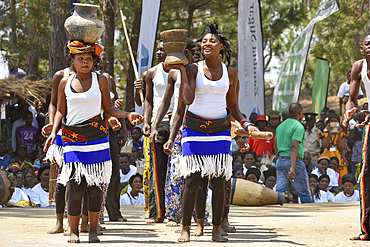 Ukusefya pa Ng'wena, a traditional ceremony held annually in August by the Bemba to chronicle their journey from Angola to Zambia, Bemba people of Paramount Chief Chitimukulu, Kasama, Zambia, Africa