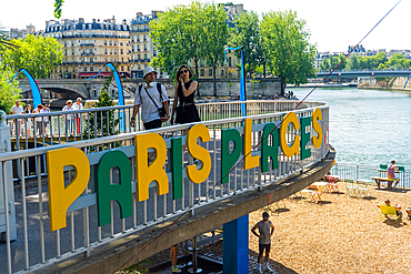 Walkway leading to Paris Plage, a temporary beach set up every summer by the river