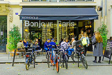 Monocle cafe on rue Bachaumont on spring day
