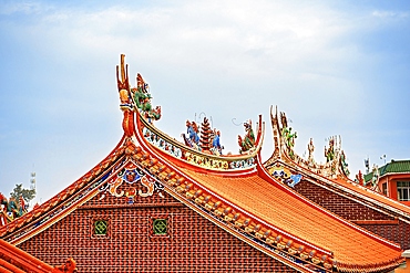 Decorative rooftops of Luojia Temple, Shishi City, Fujian, China.