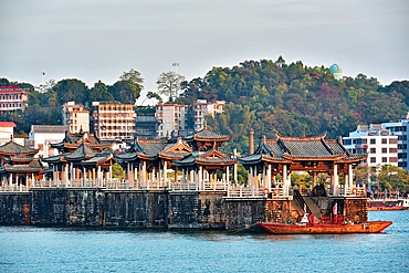 Guangji Bridge, built in 1170, is one of China's four famous ancient bridges. Chaozhou City, Guangdong province, China. The bridge is connected by 18 boats that can be moved to allow passage for vessels.