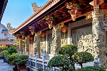 Kaiyuan Temple with its exquisite stone carving murals and pillars, Chaozhou City, Guangdong Province, China. First established in 738A.D., most structures of the temple still preserves the original appearance and contain several national treasures.