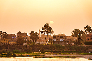 Egyptian village on banks of Nile River, Egypt