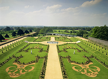 The Privy Garden, Hampton Court Palace, Greater London, England, United Kingdom, Europe