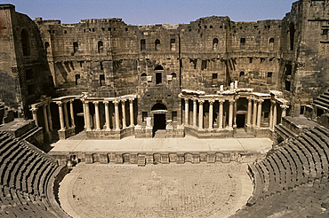 Roman amphitheatre, Bosra, UNESCO World Heritage Site, Syria, Middle East