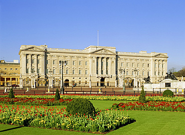 Buckingham Palace, London, England, UK