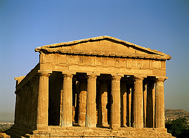 Temple of Concord, Valley of the Temples, Agrigento, Sicily, Italy, Europe