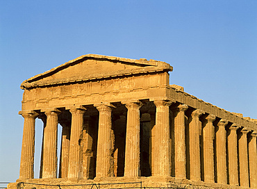 The Temple of Concord in the Valley of the Temples at Agrigento, UNESCO World Heritage Site, on the island of Sicily, Italy, Europe