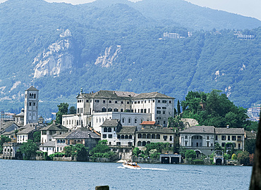 Isola San Giulio, Lake Orta, Piedmont, Italy, Europe