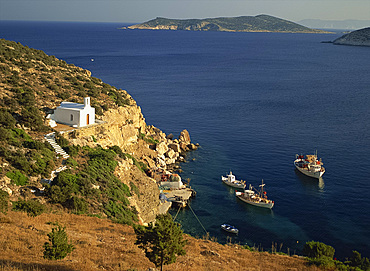 Seaside chapel, Platys Gialos, Sifnos, Cyclades, Greek Islands, Greece, Europe