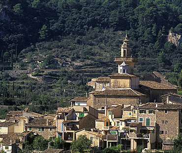 village of Valldemosa in northern Mallorca, Spain *** Local Caption ***