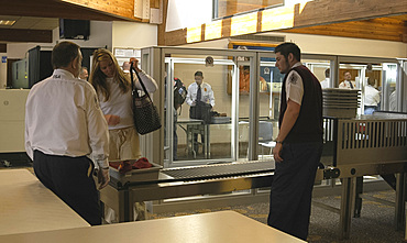 X-ray inspection of hand luggage by airport security at the airport, Aspen, Colorado, USA, North America