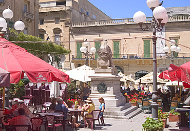 Outdoor cafes in the main square, Valletta, Malta, Mediterranean, Europe