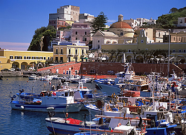 The harbour on the island of Ponza, Italy, Tyrrhenian Sea, Mediterranean, Europe