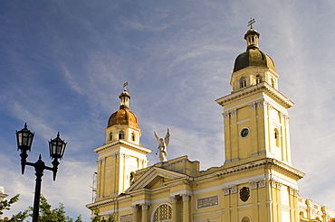 The Neo-Classical style Catedral de la Asucion in Parque Cespedes, Santiago de Cuba, Cuba, West Indies, Central America