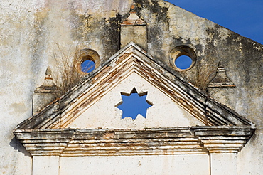 A detail from a ruined church, Iglesia de Santa Ana on the outskirts of Trinidad, Cuba, West Indies, Central America