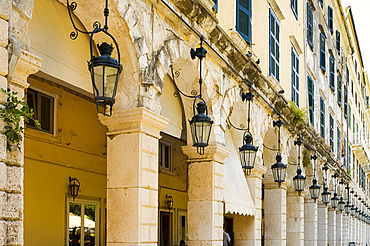 The Liston, a street fronted by cafes under an arcade in Corfu Old Town, Corfu, Ionian Islands, Greek Islands, Greece, Europe