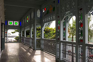 The ornate balcony of the Old Dispensary building, Stone Town, UNESCO World Heritage Site, Zanzibar, Tanzania, East Africa, Africa