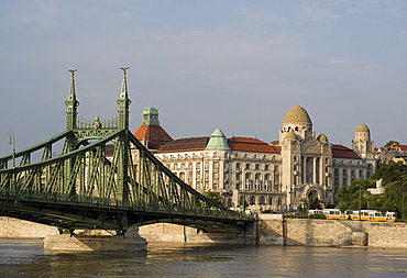 Liberty Bridge and the Gellert Hotel on the Danube River, Budapest, Hungary, Europe