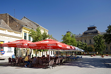 Cafes in the main square of the colourful old town area of Sremski Karlovci, Serbia, Europe