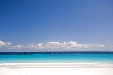 Gentle surf on Pink Sands Beach, Harbour Island, Eleuthera, The Bahamas, West Indies, Atlantic, Central America