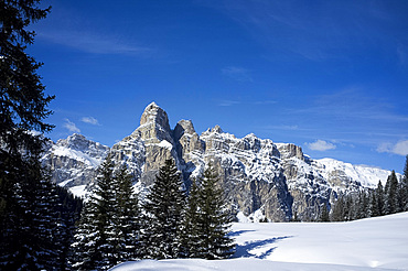 Sassongher Mountain seen from the snow covered Alta Badia ski resort near Corvara in the Dolomites, South Tyrol, Italy, Europe