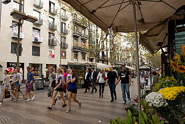 People walking along Las Ramblas in Barcelona, Catalonia, Spain, Europe