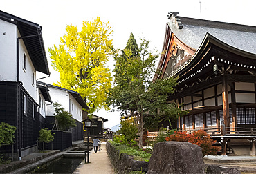 The Enkouji Temple and traditonal houses along the Setogawa Canal in Hida Furukawa, Gifu Prefecture, Japan, Asia