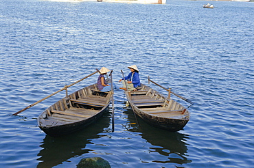 Two women in boats, Danang, Vietnam, Indochina, Southeast Asia, Asia