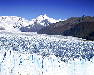 Perito Moreno glacier and Andes mountains, Parque Nacional Los Glaciares, UNESCO World Heritage Site, El Calafate, Argentina, South America