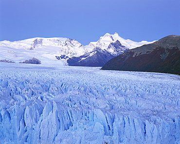 Perito Moreno glacier and Andes mountains, Parque Nacional Los Glaciares, UNESCO World Heritage Site, El Calafate, Argentina, South America