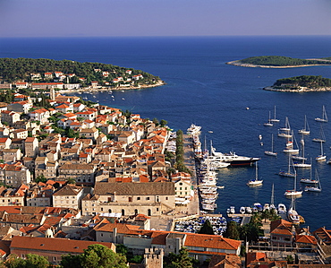 Elevated view of the town and harbour, Hvar Town, Hvar Island, Dalmatia, Dalmatian coast, Croatia, Europe