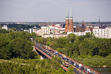 Bridge over the river Vistula to the Bascilica Floriana (St. Florian's Cathedral), Warsaw, Poland, Europe