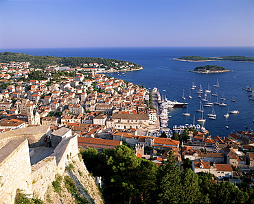 Elevated view of town and harbour, Hvar Town, Hvar Island, Dalmatia, Croatia, Europe