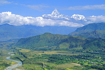 Mt Machapuchare (Machhapuchhre) 7059m, 'The Fishtail' peak, Himalayas, Nepal