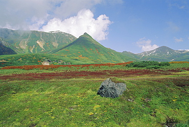 Daisetsuzan National Park in autumn, Hokkaido, Japan, Asia