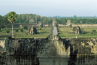 Angkor Wat temple in evening light, Angkor, UNESCO World Heritage Site, Siem Reap, Cambodia, Indochina, Southeast Asia, Asia