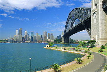 Sydney Harbour Bridge and city skyline, Sydney, New South Wales, Australia